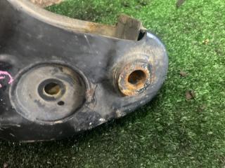 Балка под двс передняя Hyundai Grand Starex TQ D4CB 624104H000 3 ракурс Балка под двс передняя Hyundai Grand Starex TQ D4CB 624104H000 3 ракурс