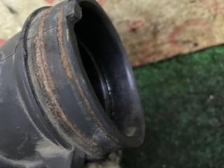 Патрубок воздушного фильтра Hyundai Grand Starex TQ D4CB 281384H000 4 ракурс