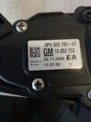 Педаль газа Chevrolet Cruze J300 F16D4 13252702 5 ракурс