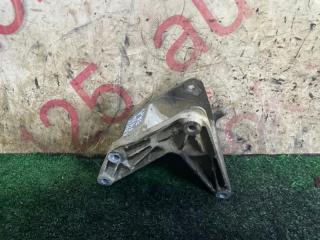 Кронштейн опоры двигателя Chevrolet Cruze J300 F16D4 13248670 2 ракурс