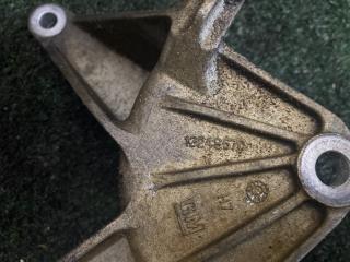 Кронштейн опоры двигателя Chevrolet Cruze J300 F16D4 13248670 3 ракурс