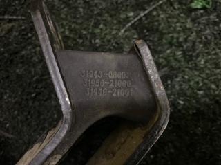 Подушка акпп SsangYong Actyon Sports D20DT (664) 3194008001, 3195021000, 3194021001 3 ракурс