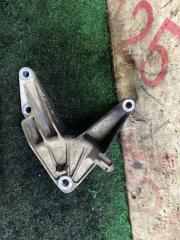 Кронштейн опоры двигателя Chevrolet Cruze J300 F16D4 13248670 3 ракурс