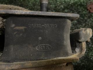 Подушка двигателя правая Kia Sorento BL D4CB 218123E150 2 ракурс Подушка двигателя правая Kia Sorento BL D4CB 218123E150 2 ракурс