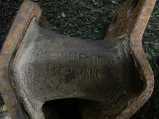 Подушка акпп Hyundai Grand Starex TQ D4CB 218324H100 4 ракурс