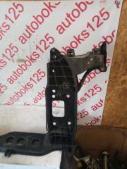 Рамка радиатора Kia SPORTAGE QL 64101D9000 2 ракурс
