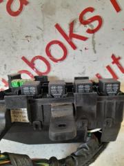 Блок предохранителей правый Hyundai Grand Starex TQ D4CB 914004H254, 919504H610 3 ракурс