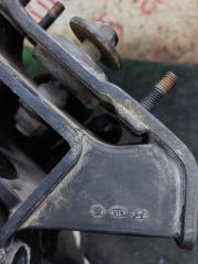 Подушка акпп Kia Sorento BL D4CB 218323E384 5 ракурс Подушка акпп Kia Sorento BL D4CB 218323E384 5 ракурс