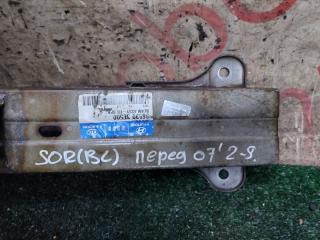 Усилитель бампера передний Kia Sorento BL D4CB 865303E500 3 ракурс Усилитель бампера передний Kia Sorento BL D4CB 865303E500 3 ракурс