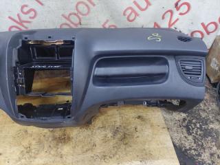 Торпедо Kia Sportage KM D4EA 973501F000 4 ракурс Торпедо Kia Sportage KM D4EA 973501F000 4 ракурс