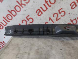 Накладка замка багажника Hyundai Santa Fe SM D4EA 8577026700 5 ракурс