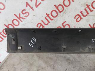 Молдинг на дверь правый передний Hyundai Santa Fe SM D4EA 8772226500 5 ракурс Молдинг на дверь правый передний Hyundai Santa Fe SM D4EA 8772226500 5 ракурс