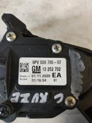 Педаль газа Chevrolet Cruze J300 F16D4 13252702 4 ракурс