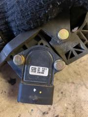 Педаль газа Hyundai Grand Starex TQ D4CB 351904X600 4 ракурс