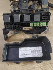 Блок предохранителей правый Hyundai Grand Starex TQ D4CB 919504H610, 914004H070 2 ракурс