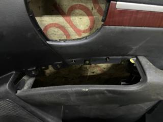 Обшивка дверей правая передняя Hyundai Santa Fe CM D4EB 823202B000, 823802B000 4 ракурс Обшивка дверей правая передняя Hyundai Santa Fe CM D4EB 823202B000, 823802B000 4 ракурс