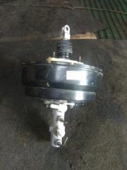 Главный тормозной цилиндр Hyundai Porter D4CB 586004F010, 586104F010 4 ракурс Главный тормозной цилиндр Hyundai Porter D4CB 586004F010, 586104F010 4 ракурс