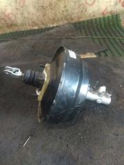 Главный тормозной цилиндр Hyundai Porter D4CB 586004F010, 586104F010 2 ракурс Главный тормозной цилиндр Hyundai Porter D4CB 586004F010, 586104F010 2 ракурс