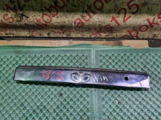 Накладка на дверь багажника задняя Daewoo Winstorm 2008