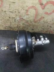 Главный тормозной цилиндр Hyundai Porter D4CB 586004F010, 586104F010 3 ракурс Главный тормозной цилиндр Hyundai Porter D4CB 586004F010, 586104F010 3 ракурс