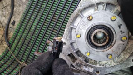 Раздатка Kia Bongo PU J3 473004D010 3 ракурс