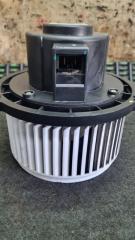 Мотор печки Daewoo Winstorm KLAC Z20S 42424010 2 ракурс