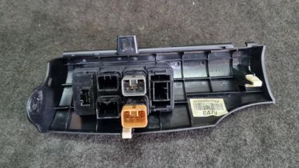 Кнопки прочие Kia Sorento XM D4HB 937002P047 2 ракурс Кнопки прочие Kia Sorento XM D4HB 937002P047 2 ракурс