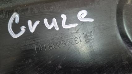 Крепление балки подвески Chevrolet Cruze J300 F18D4 13266387, 13266388 3 ракурс