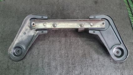 Крепление балки подвески Chevrolet Cruze J300 F18D4 13266387, 13266388 4 ракурс