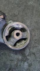 Подушка кпп Kia Bongo PU J3 218304E040 4 ракурс