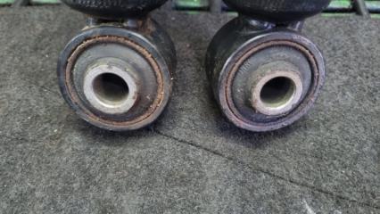 Амортизатор задний Hyundai Grand Starex TQ D4CB 553004H550 3 ракурс