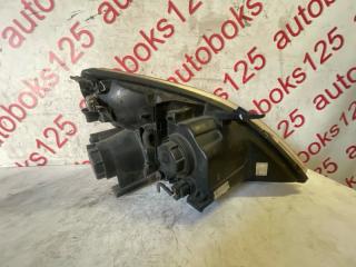 Фара левая передняя Kia Carnival VQ D4HB 921014d002 4 ракурс Фара левая передняя Kia Carnival VQ D4HB 921014d002 4 ракурс