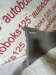 Накладка на торпеду Kia Carnival VQ D4HB 847504D200 3 ракурс