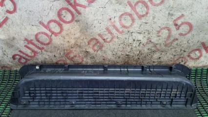Накладка на порог правая задняя Hyundai Grand Starex TQ D4CB 858764H000 2 ракурс