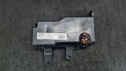 Блок предохранителей левый Hyundai Grand Starex TQ D4CB 912044H113, 919504H510 2 ракурс