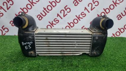 Радиатор интеркулера Kia Bongo PU J3 281904X610 1 ракурс