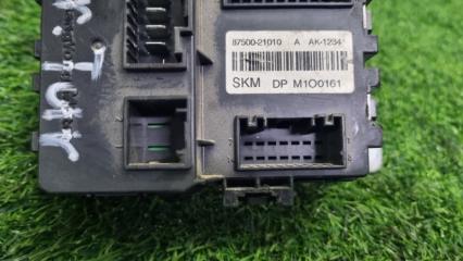 Блок реле SsangYong Korando Turismo A150 D20DTR (671960) 8750021010 3 ракурс