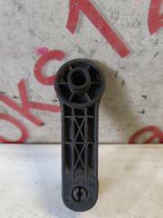 Ручка двери внутренняя Kia Bongo PU J3 8263022001 2 ракурс