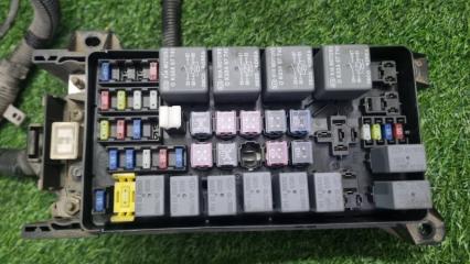 Блок предохранителей Kia Sorento BL D4CB 911603E048, 912103E060 3 ракурс