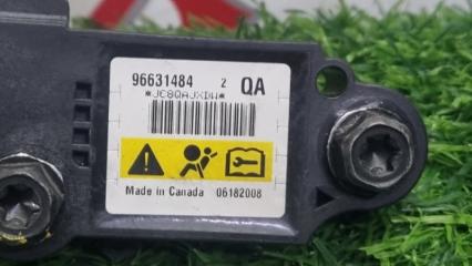 Датчик airbag Chevrolet Captiva C100 Z20S 96631484 2 ракурс