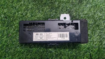 Реле поворота Hyundai Grand Starex TQ D4CB 952304H105 2 ракурс