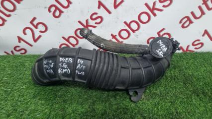 Патрубок воздушного фильтра Hyundai Santa Fe CM D4EB 281382B200 1 ракурс