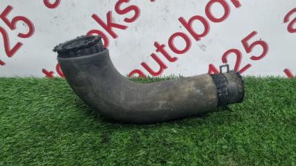 Патрубок интеркулера Hyundai Tucson JM D4EA 2826127280 3 ракурс