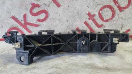 Крепление бампера правое переднее Hyundai Tucson LM D4HA 8651428S00 2 ракурс Крепление бампера правое переднее Hyundai Tucson LM D4HA 8651428S00 2 ракурс