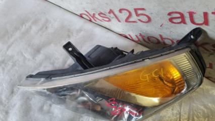 Фара левая передняя Kia Carnival VQ D4HB 921014D0 5 ракурс Фара левая передняя Kia Carnival VQ D4HB 921014D0 5 ракурс
