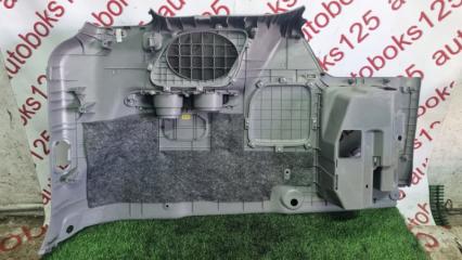 Обшивка багажника левая задняя Kia Carnival VQ D4HB 857374D550 5 ракурс
