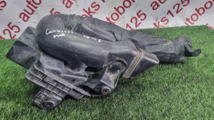 Воздухозаборник Kia Carnival VQ D4HB 281904D000, 282104D001 2 ракурс Воздухозаборник Kia Carnival VQ D4HB 281904D000, 282104D001 2 ракурс