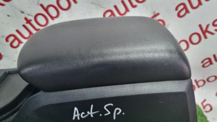 Подлокотник SsangYong Actyon Sports D20DT (664) 7791131000, 7793132000 2 ракурс