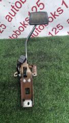 Педаль тормоза Kia SOUL AM G4FC 2 ракурс