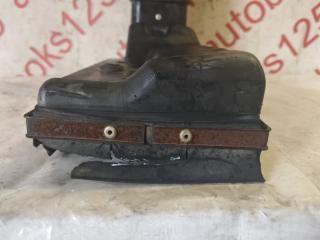 Воздухозаборник Kia Bongo PU J3 282114e030 2 ракурс Воздухозаборник Kia Bongo PU J3 282114e030 2 ракурс